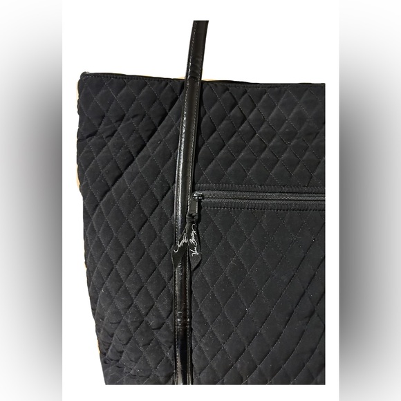 Vera Bradley Extra Large Black Quilted Cotton Travel Tote - Picture 3 of 8